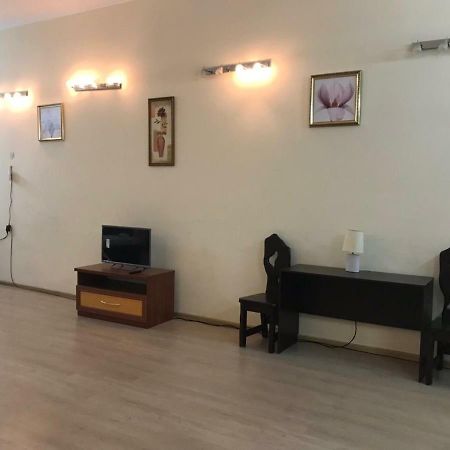 קייב Mini-Hotel Verhovina מראה חיצוני תמונה