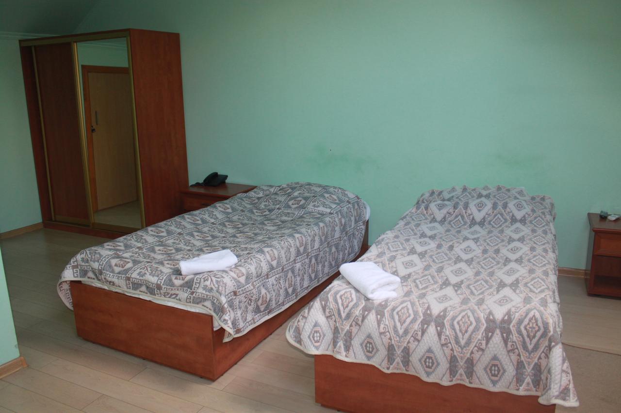 קייב Mini-Hotel Verhovina מראה חיצוני תמונה