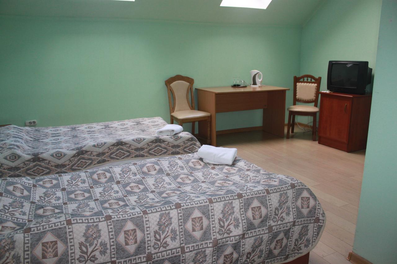 קייב Mini-Hotel Verhovina מראה חיצוני תמונה